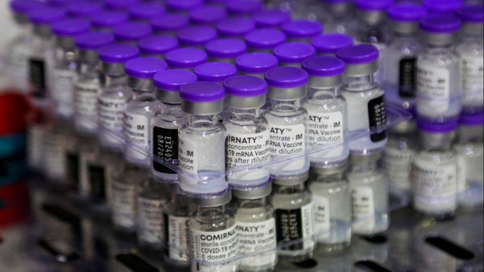 Pfizer entrega hoje mais 1 milhão de doses de vacina ao Ministério da Saúde