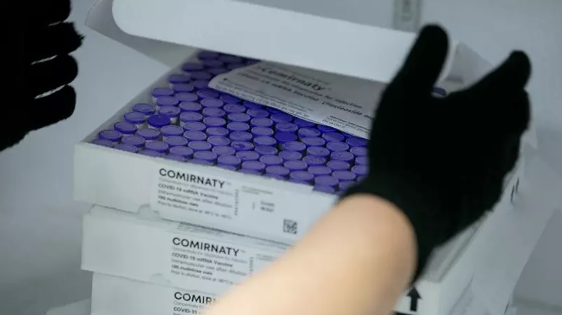 Brasil recebe mais de 1 milhão de vacinas da Pfizer 