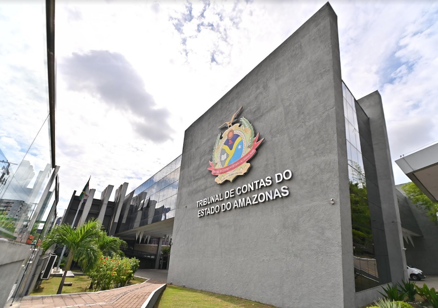 TCE-AM deve julgar 79 processos nesta terça-feira
