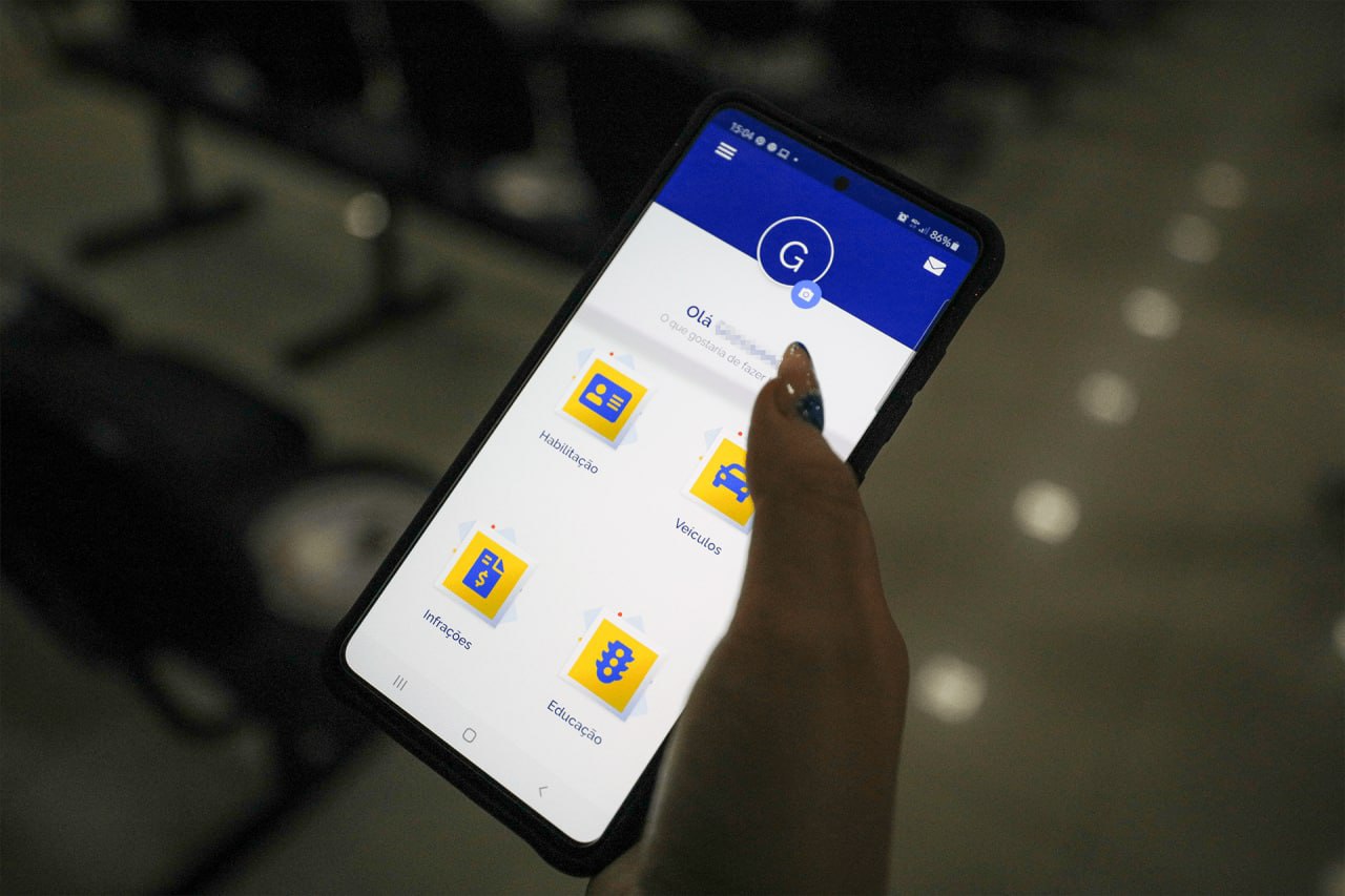 Detran dá 40% de desconto para quem pagar multas por aplicativo no Amazonas
