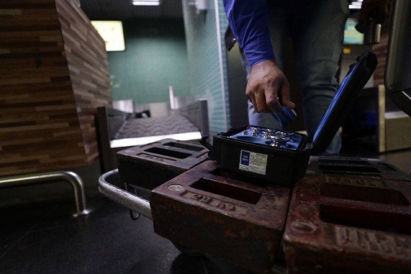 Balanças de companhias aéreas em Manaus são alvos de operação; Entenda