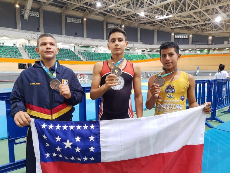 Wrestling do Amazonas conquista medalhas de ouro e bronze no Rio de Janeiro