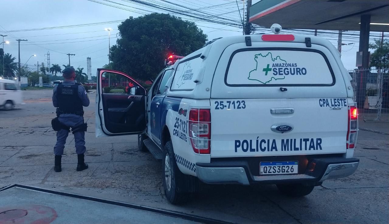 Foragido é preso enquanto 'passeava' tranquilamente em avenida de Manaus 