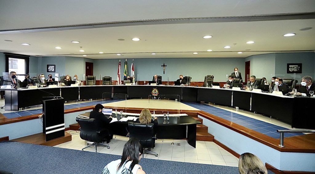 Ex-gestor do Implurb é multado em mais de R$ 830 mil pelo TCE no Amazonas