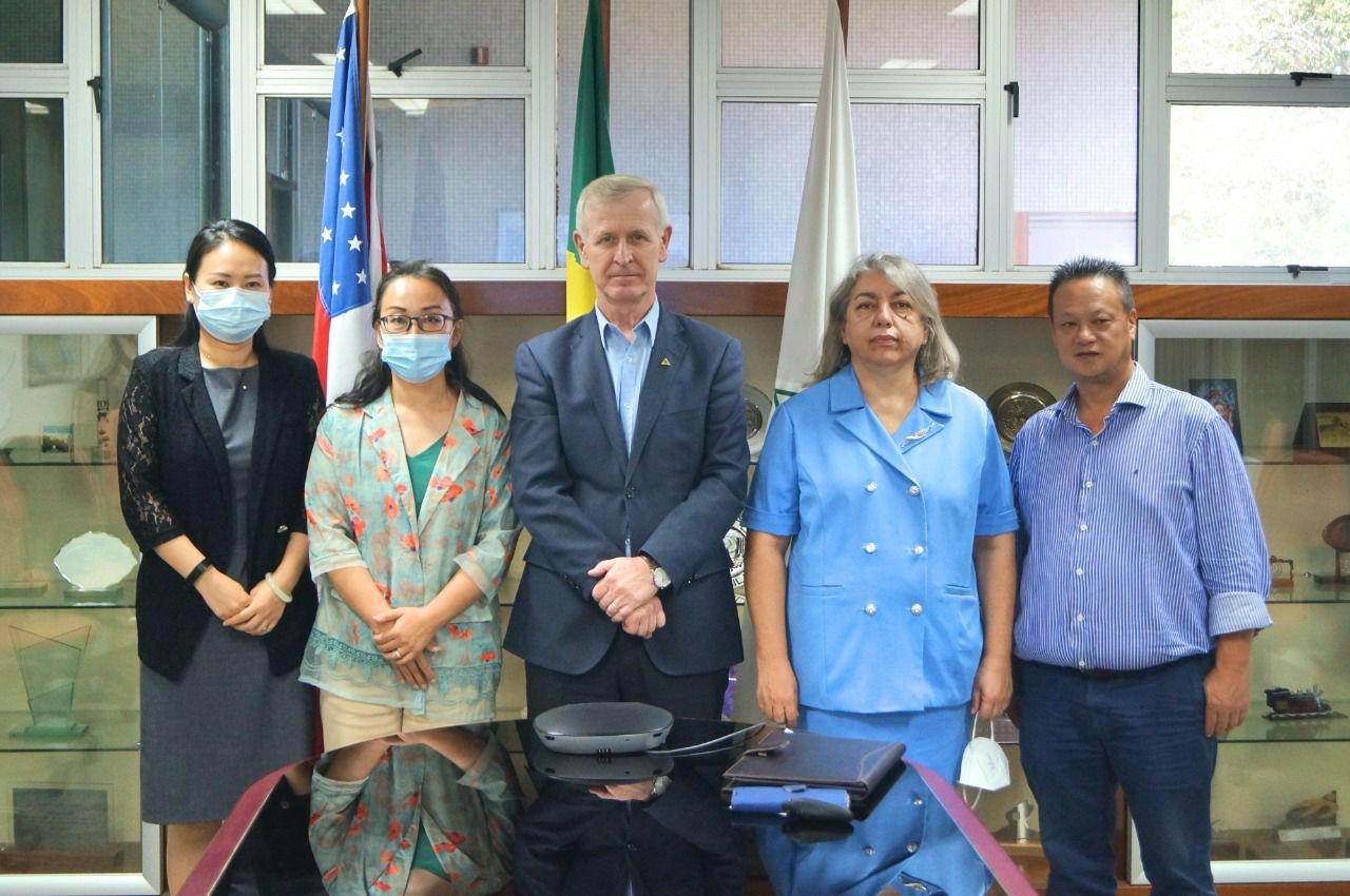 Comitiva da Embaixada da China visita Zona Franca de Manaus