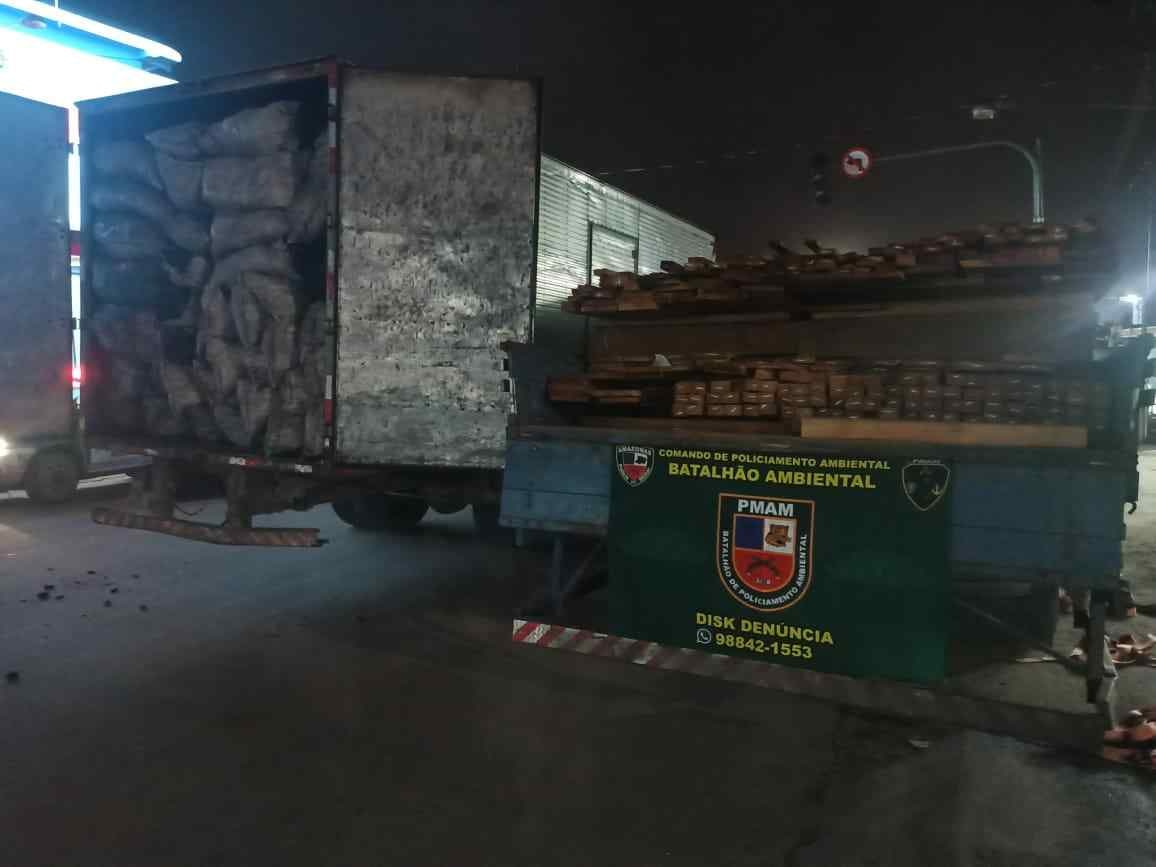 Caminhão com madeira ilegal avaliada R$120 mil é apreendido na AM-010 