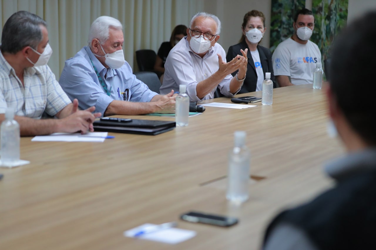 Covid: Pesquisadores avaliam eficácia de vacina em imunizados no Amazonas