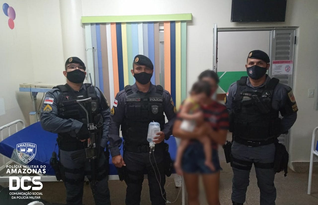 Policiais salvam menina de 1 ano engasgada no Amazonas 
