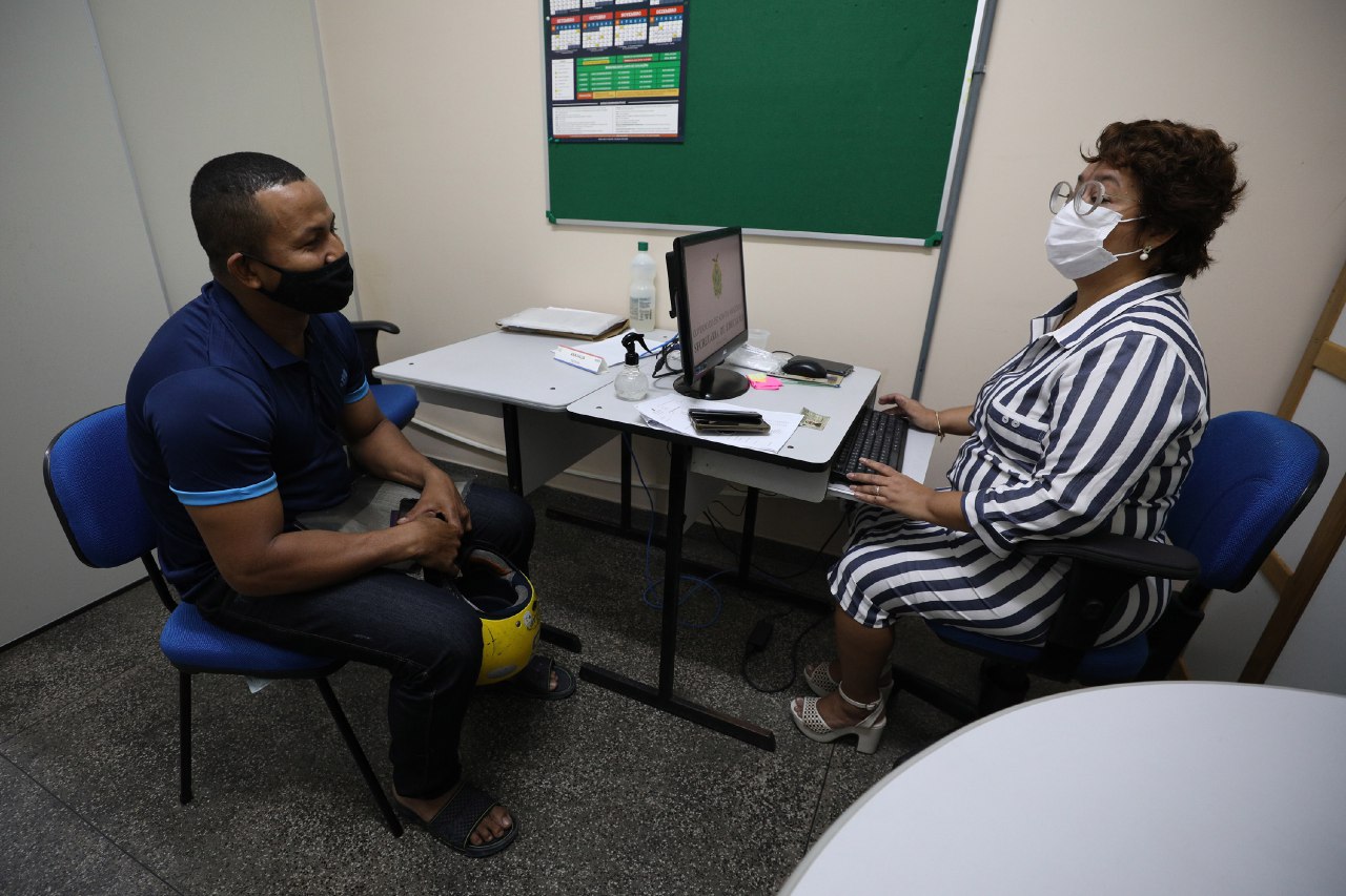 Postos de matrículas da Seduc seguem abertos até esta quinta no Amazonas