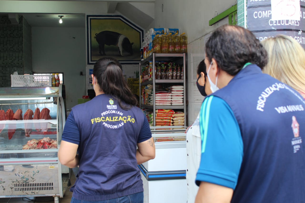 Comércios em Manaus são vistoriados para conferir cumprimento de decreto