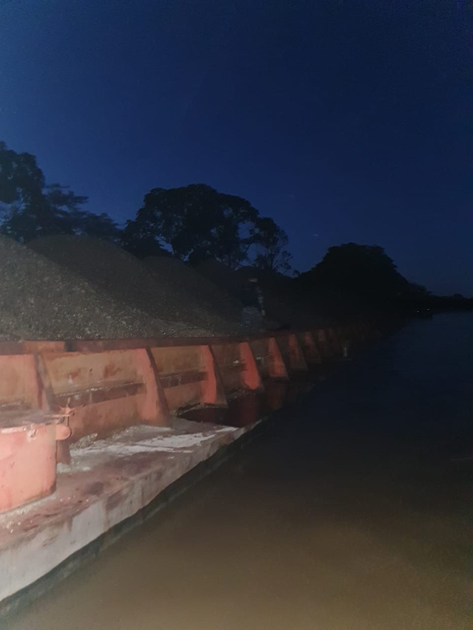 Homem é preso com 140 carradas de seixo irregular no Amazonas 