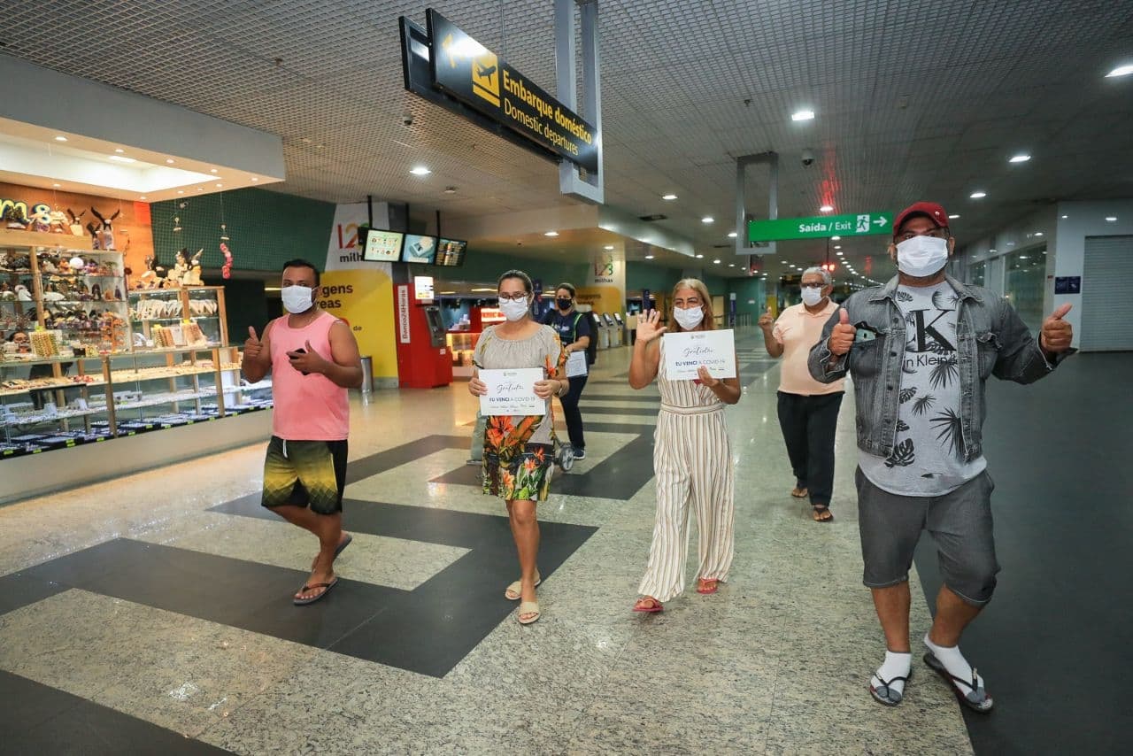 Cinco pacientes transferidos para Manaus recebem alta no domingo de Páscoa