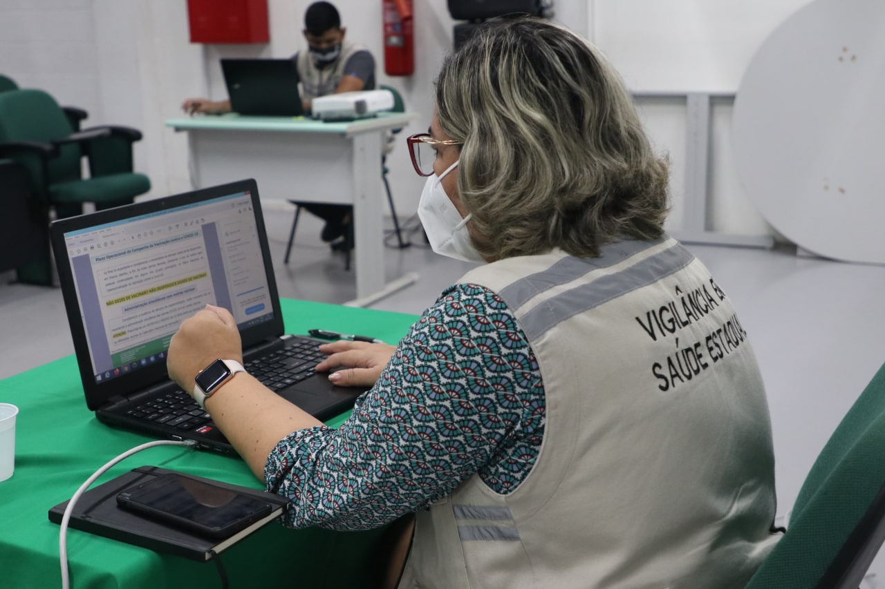 FVS-RCP capacita novos vacinadores para imunização contra Covid no Amazonas