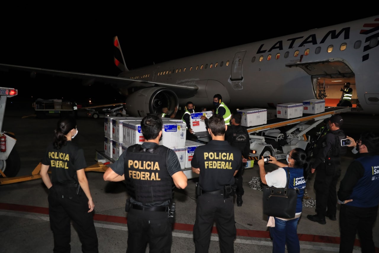 Amazonas recebe 182.650 novas doses de vacinas contra a Covid-19