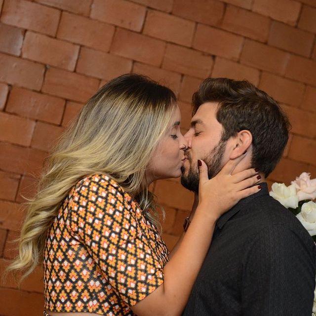 Esposa de Caio se declara após brother ameaçar desistir do BBB21