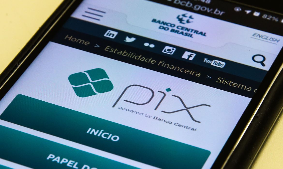Usuários vão poder fazer pagamento de taxas e serviços do Implurb via Pix 