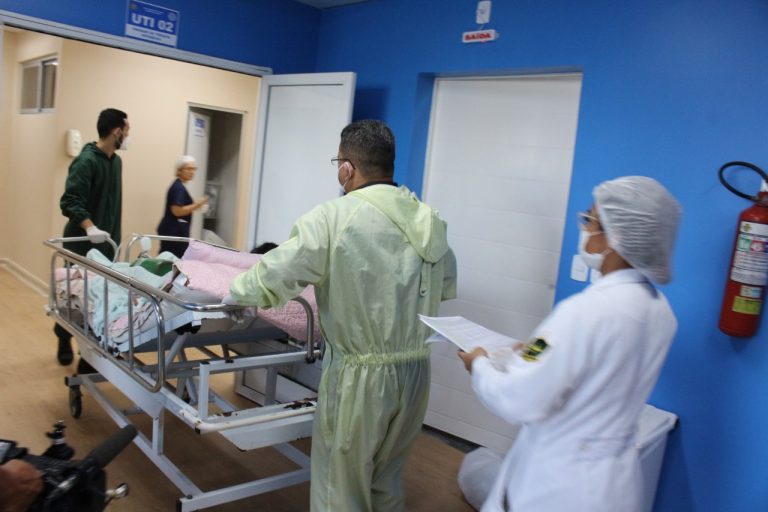 Estudo revela que Covid-19 reduziu expectativa de vida no mundo