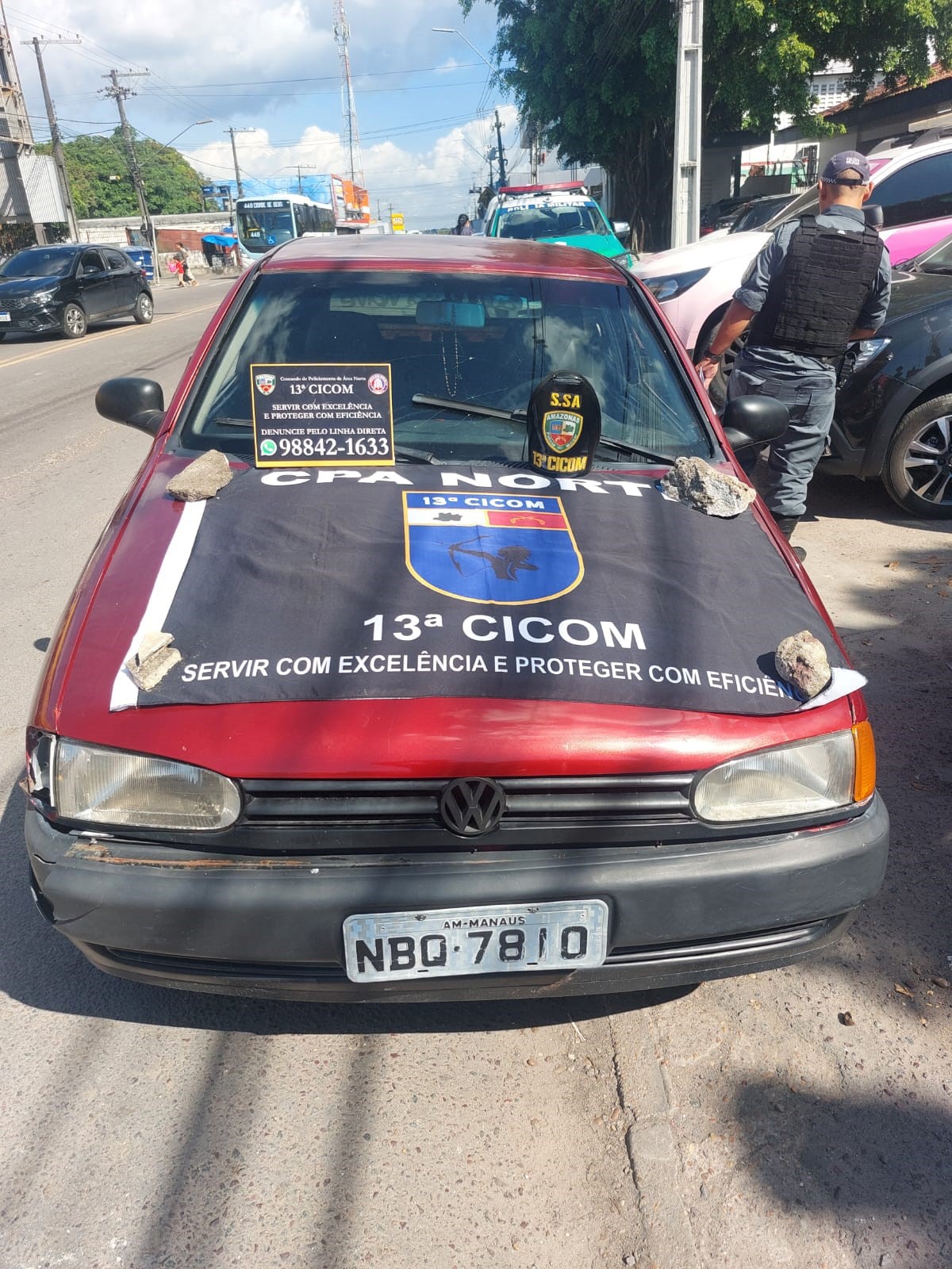 Homem é preso ao ser flagrado com carro roubado na Cidade de Deus