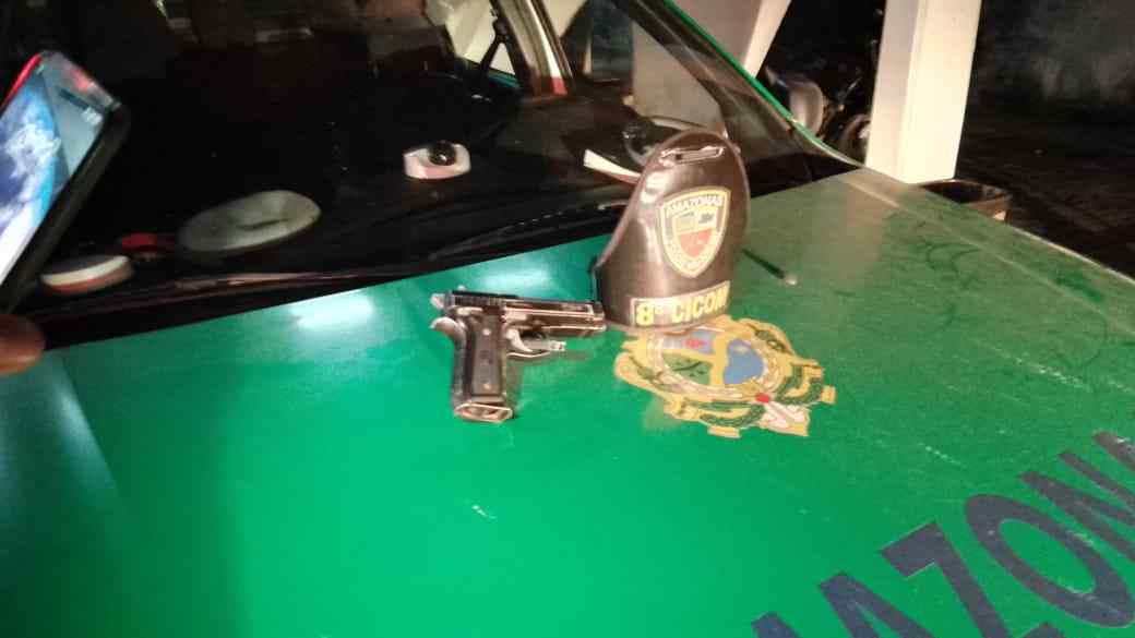 Dupla é presa intimidando moradores da Compensa com pistola de pressão