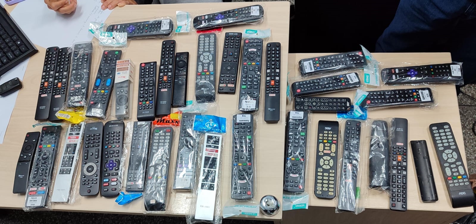 Dupla é presa no Tancredo Neves com diversas joias e eletrônicos roubados