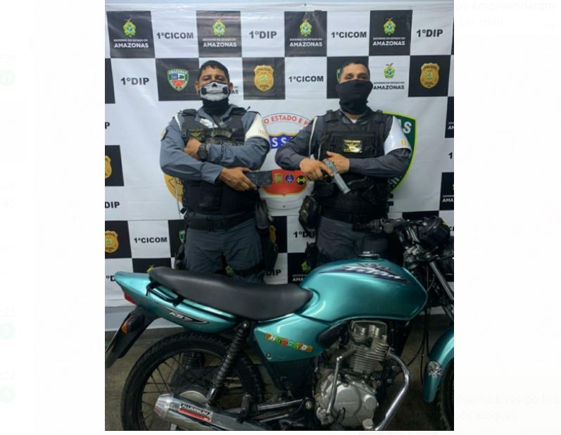 Moto roubada e pistola falsa são encontradas após perseguição em Manaus