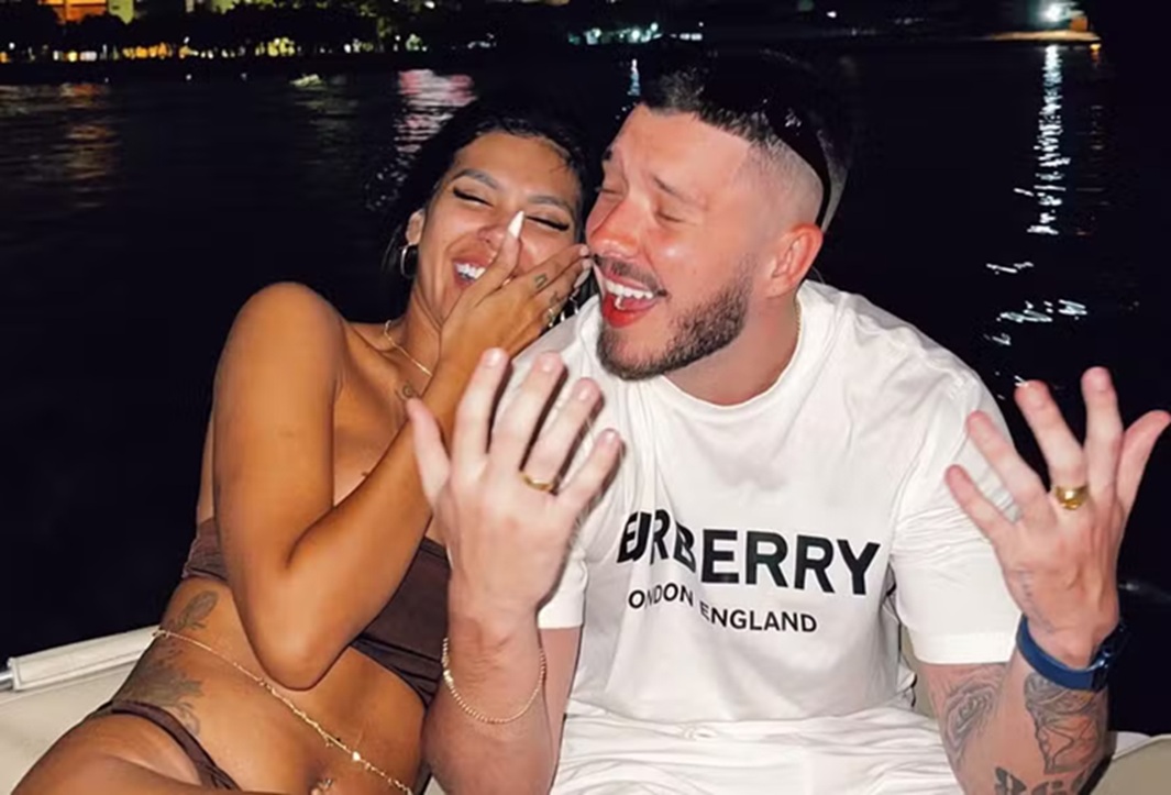 Ex de Pocah fala pela 1ª vez sobre fim do relacionamento