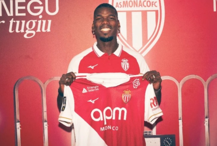 Pogba firma parceria com equipe profissional de corrida de camelos