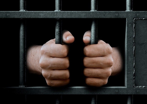 Assassino é preso enquanto passeava durante toque de recolher em Manaus