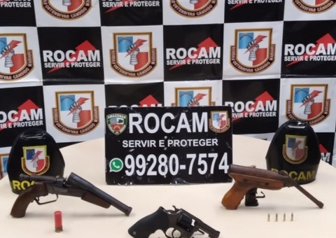 Jovem esconde armas em área de mata e é preso após denúncia em Manaus