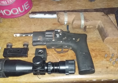 Homem que fabricava armas para criminosos é preso no Amazonas