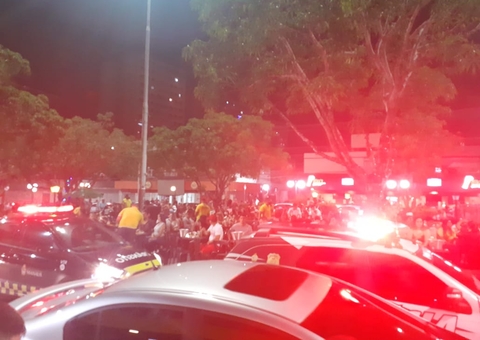 Bar é autuado por causar aglomeração em Manaus