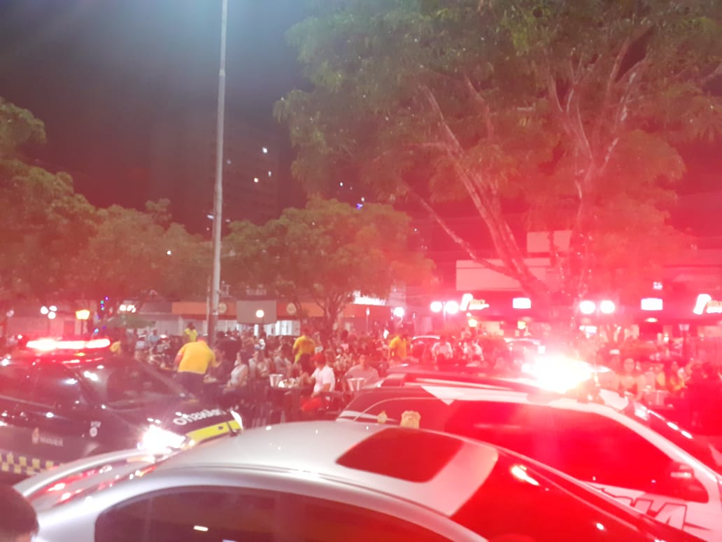 Bar é autuado por causar aglomeração em Manaus