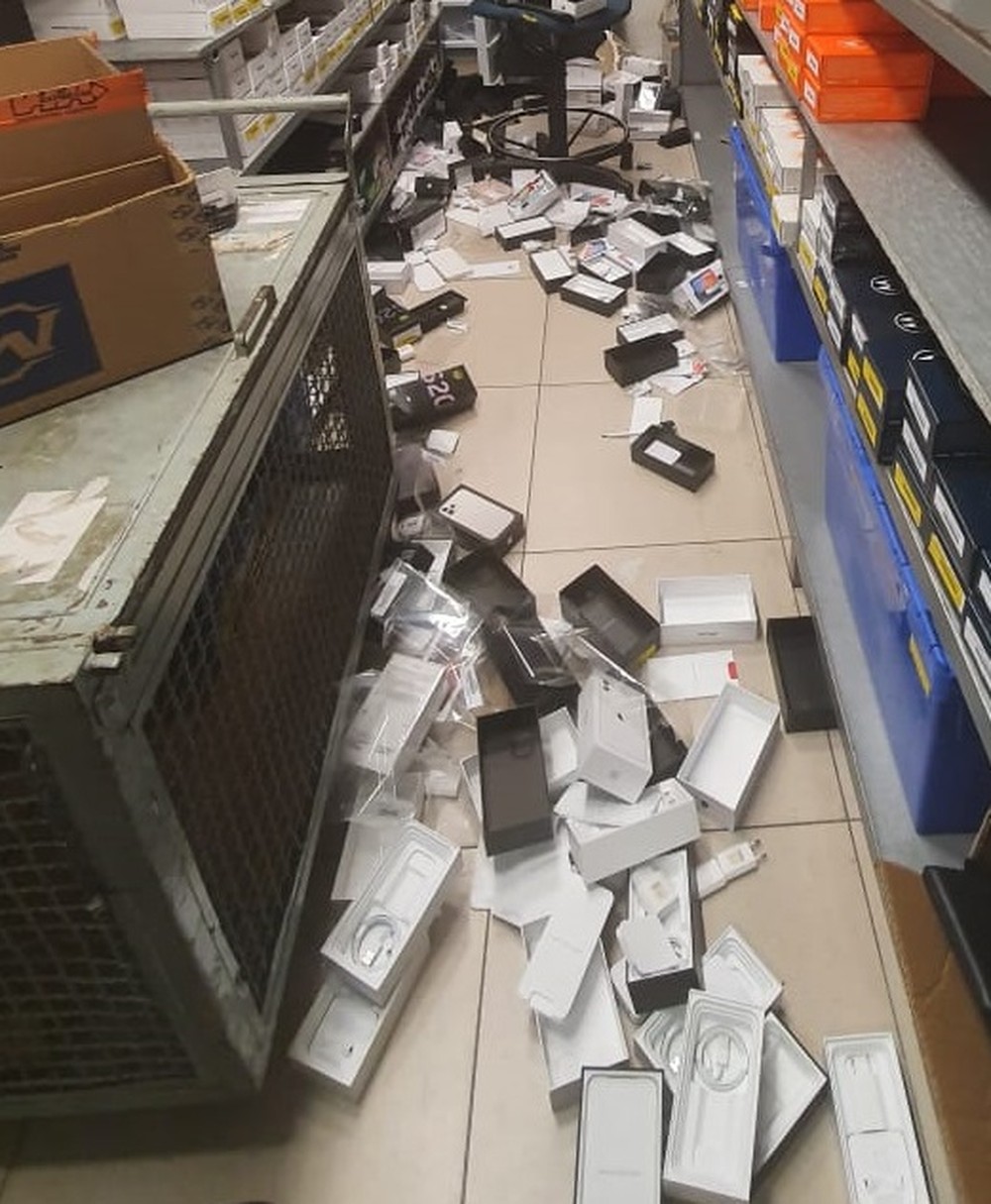 Bemol se pronuncia após furto de 40 iPhones em loja no Manauara