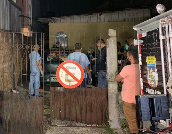 Corpo é encontrado em estado de decomposição dentro de casa em Manaus