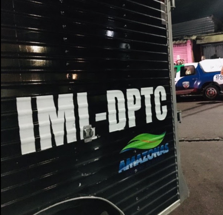 Jovem é executado a tiros na frente de casa em Manaus