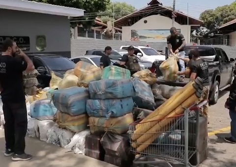 Operação Mamon apreende 20 carros de luxo e 3 t de drogas no Amazonas