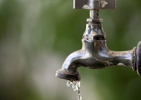 Briga por água termina com pedreiro esfaqueado por vizinho no Amazonas