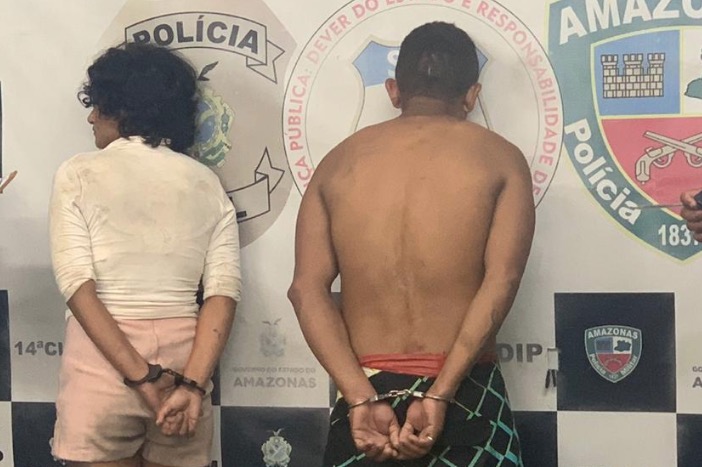 Polícia captura suspeitos de assalto dentro de mata em Manaus