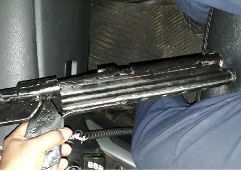 Armados com escopeta, criminosos fazem 15 funcionários reféns em Manaus