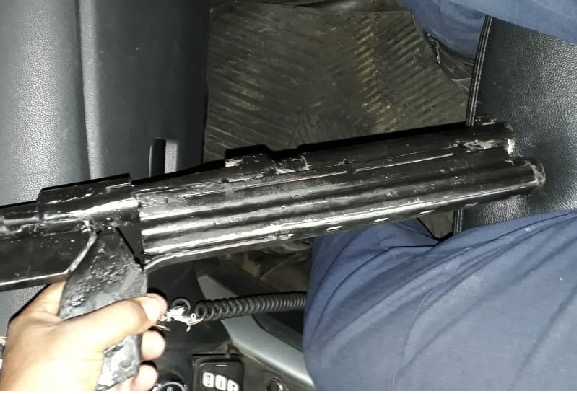 Armados com escopeta, criminosos fazem 15 funcionários reféns em Manaus