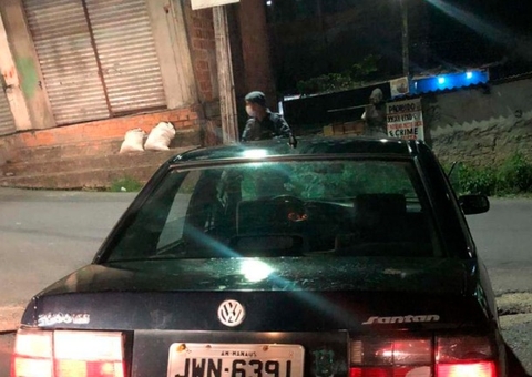 Dupla é presa após praticar série de assaltos em Manaus