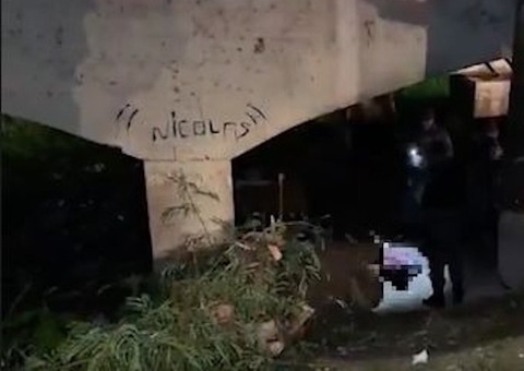 Com cabeça dilacerada, homem é encontrado jogado debaixo de ponte em Manaus