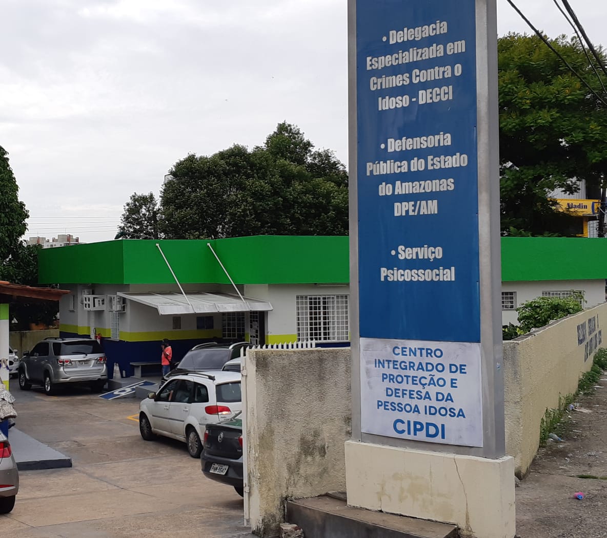 Homem é preso após agredir e ameaçar de morte a própria mãe em Manaus