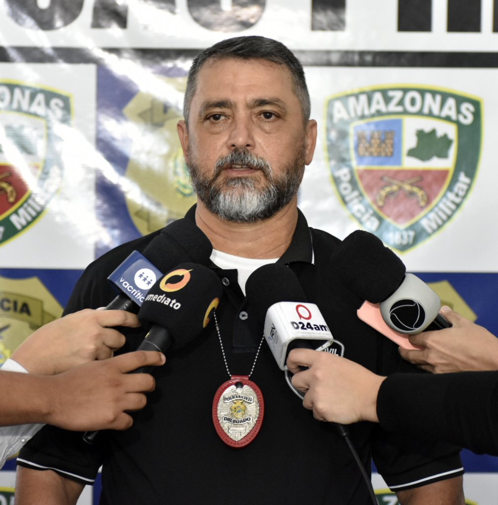 Homem é preso e adolescente é apreendido após assaltar famílias no Amazonas