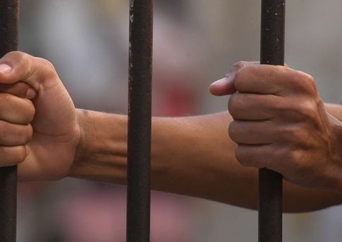 Homem invade casa da ex-companheira e vai preso por fazer ameaça em Manaus