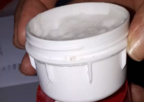 Adolescente é apreendida com drogas escondidas em creme no Amazonas