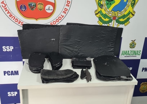 Dupla é presa com droga avaliada em R$ 300 mil em embarcação no Amazonas 