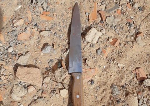 Homem é preso após matar primo com faca cravada no pescoço no Amazonas