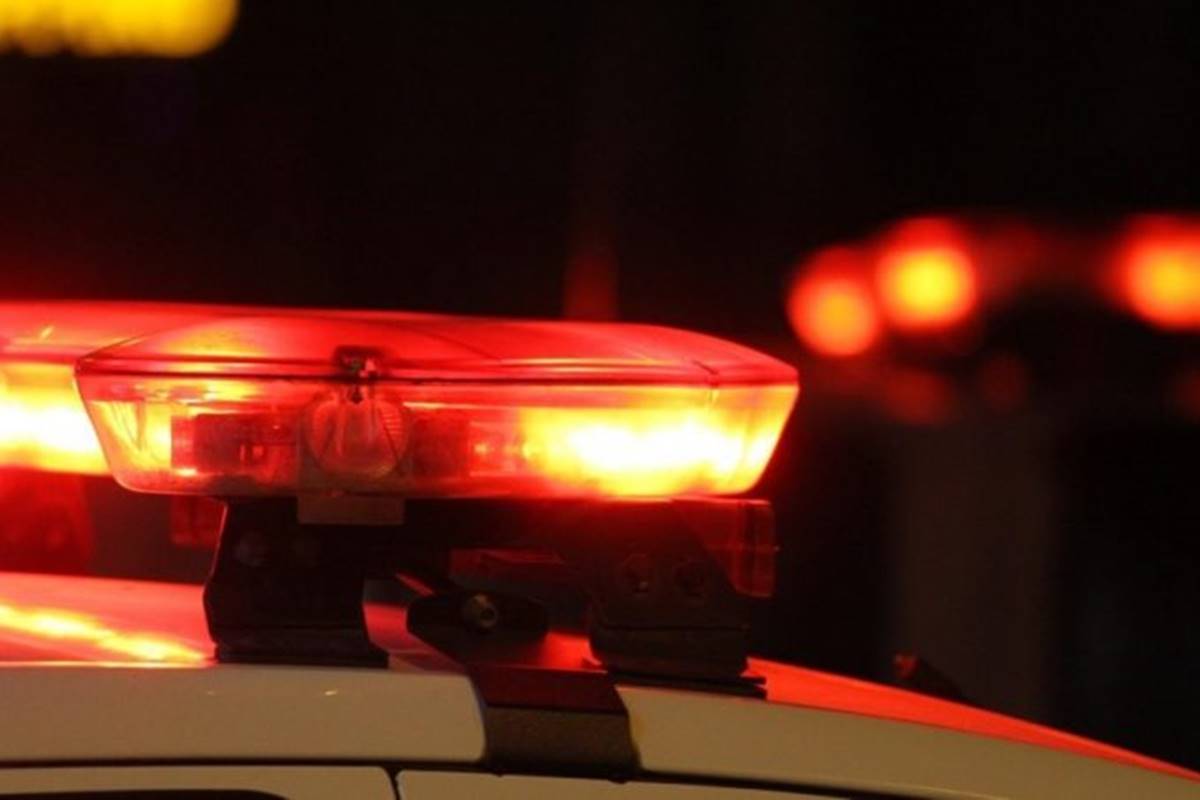 Mulher é presa e filha de 12 anos é apreendida com drogas em Manaus