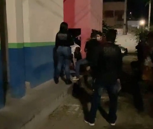 Morador de rua é encontrado morto ao lado de delegacia em Manaus